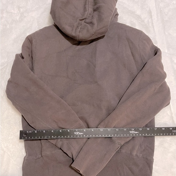 Urban Behaviour- L - brownish Tan - faux fur- warm - Picture 2 of 4